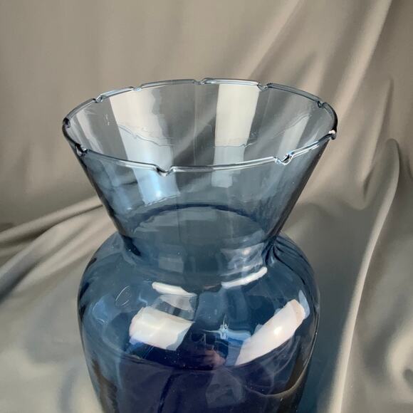 Hand Blown Cobalt Blue Glass Vase Flared Rim Modern Decorative 6x4 - Picture 5 of 5